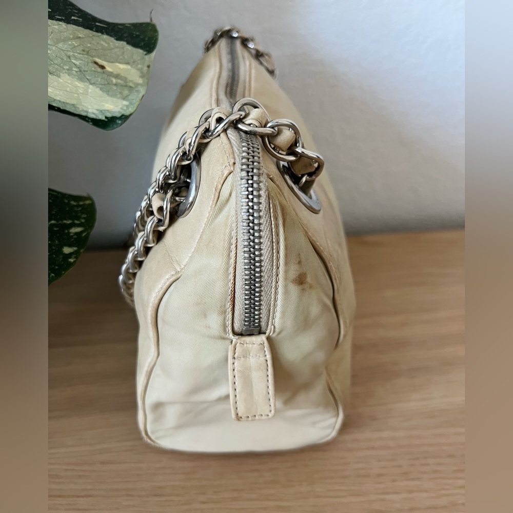 Vintage Prada Chain Shoulder Bag Leather Beige Authentic - Picture 4 of 16